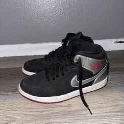 Jordan 1 size 7.5 men