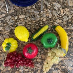8 Piece Glass Fruit Decor