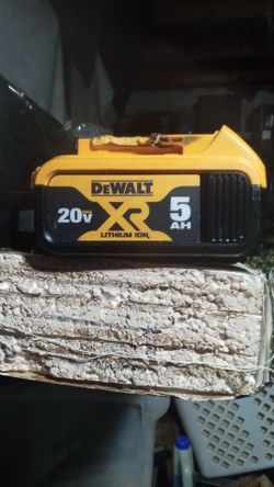 DeWalt 20 volt  XR 5 ah. Battery