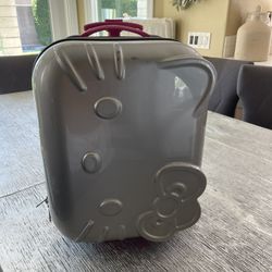 Hello kitty Luggage Carry On. 