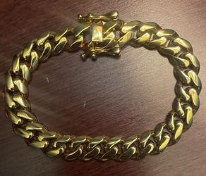 Cuban Link Bracelet, 18 Kt. Gold Platted, 8’ Inch 