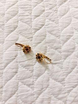 Vintage Avon "Mogul" Maltese Cross Brooch Pin Faux Pearl Rhinestones Gold Tone