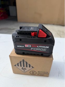 Milwaukee M18 forge 8ah battery