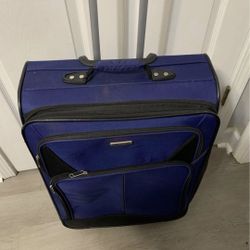 rolling Luggage Bag With 4 Wheels $30 Each 