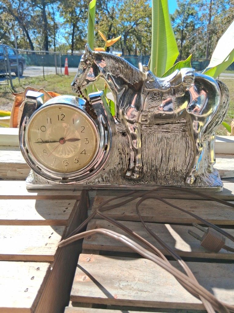 Horse Clock