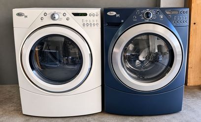 Whirlpool Duet Washer and Gas Dryer
