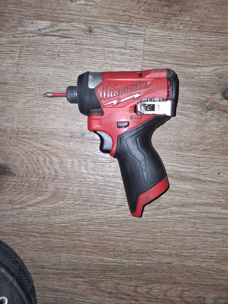 Milwaukee 1/4" Impact Driver