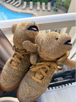 Jeremy scott Golden Bears