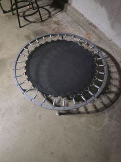 Exercise trampoline