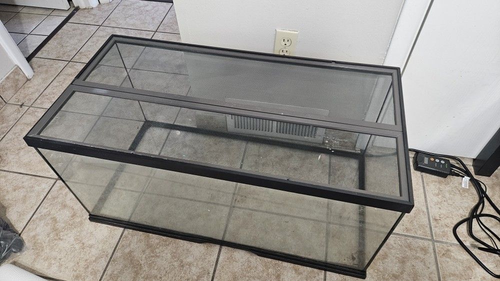Reptile Tank - Terrarium
