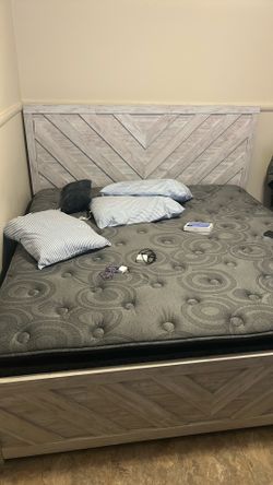 King Size bed