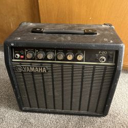Yamaha F-20 Vintage Amp