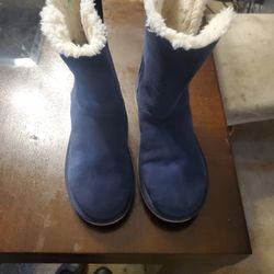 UGG  SHOE