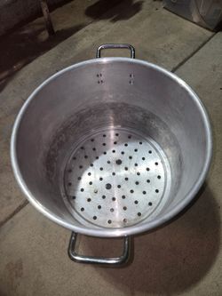 Large Aluminum Steamer Pot with Insert