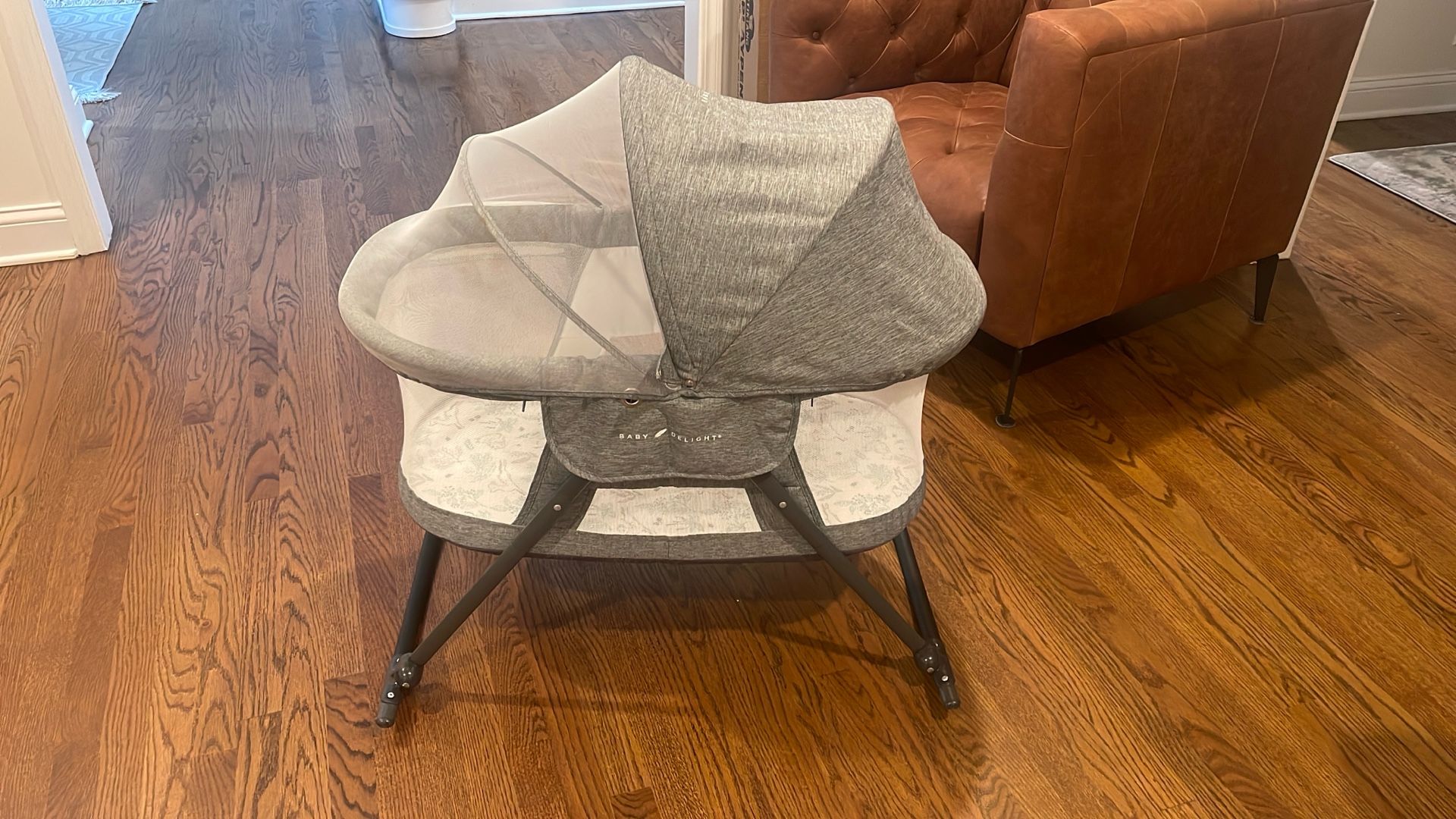 Baby Delight Portable Rocking Bassinet 