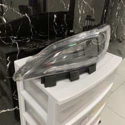 2015-2020 Chrysler 200 Halogen LH Headlight /BRAND NEW\
