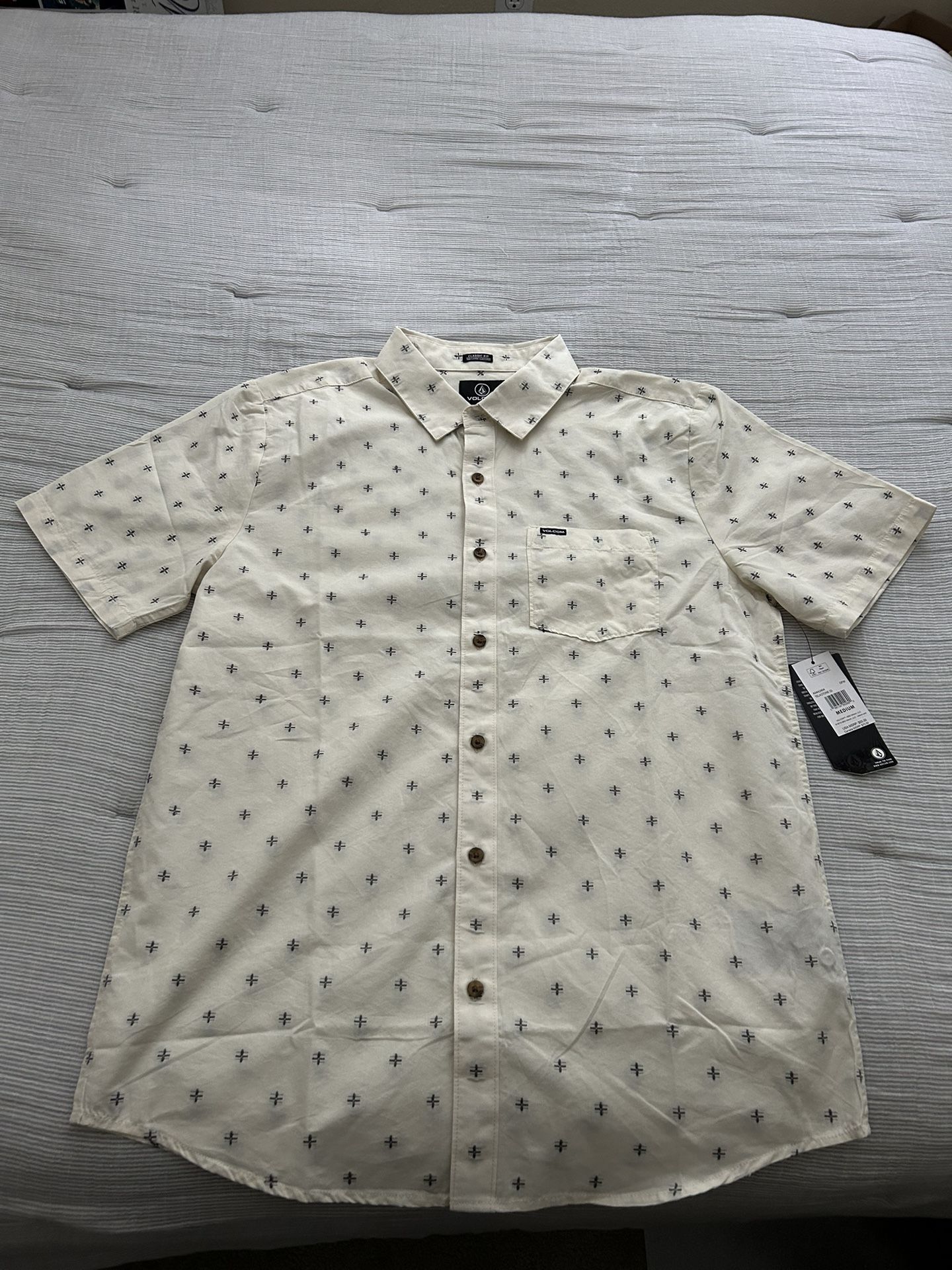 Volcom Men’s Short Sleeved Shirt Medium