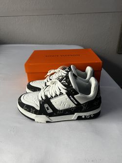 Louis Vuitton Mens Lv Trainer Sneakers