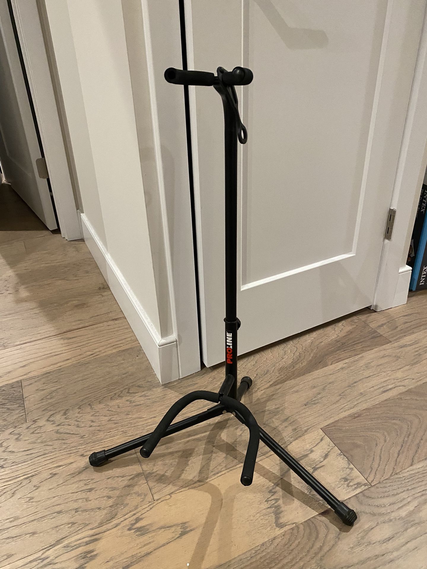 Brand New Mic & Guitar Stands
