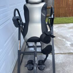 Innova Inversion table with heat and massage