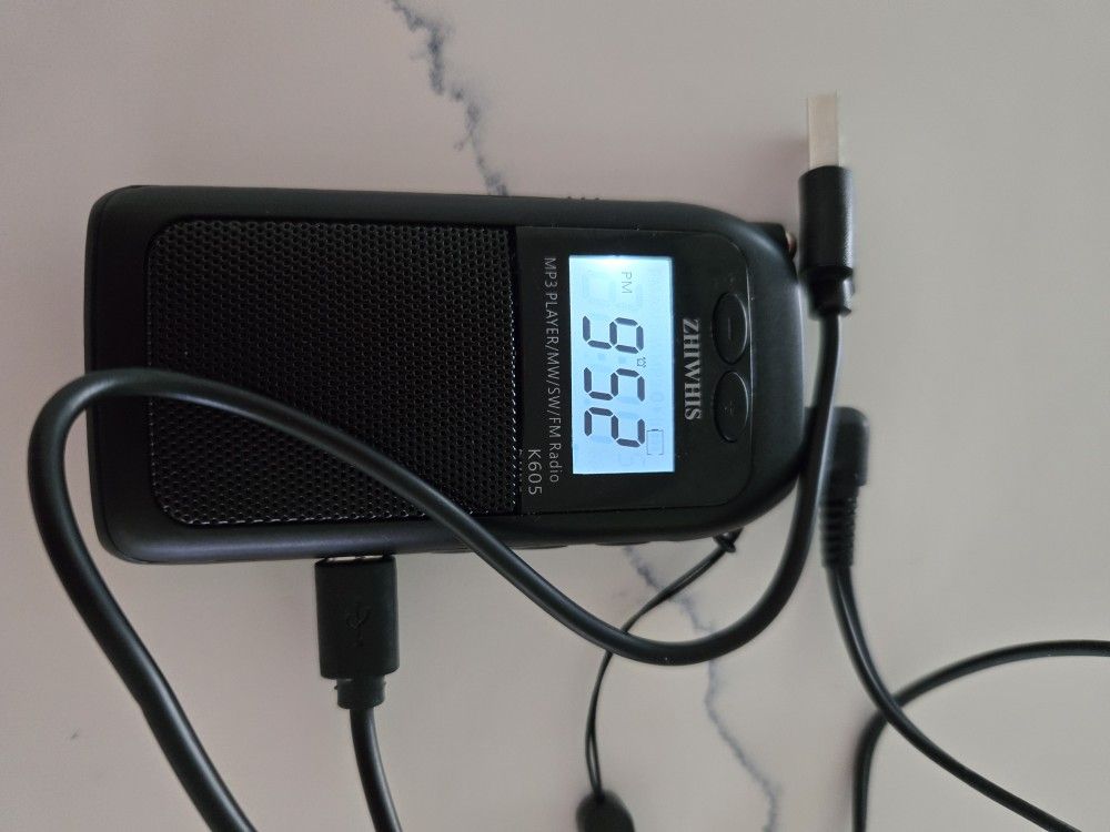 Radio & Headphones