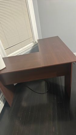 L shaped computer desk