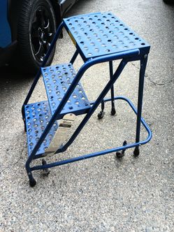 Rolling step ladder