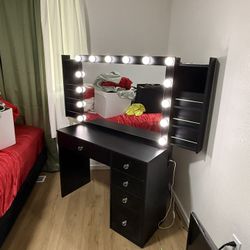 Vanity Mirror 
