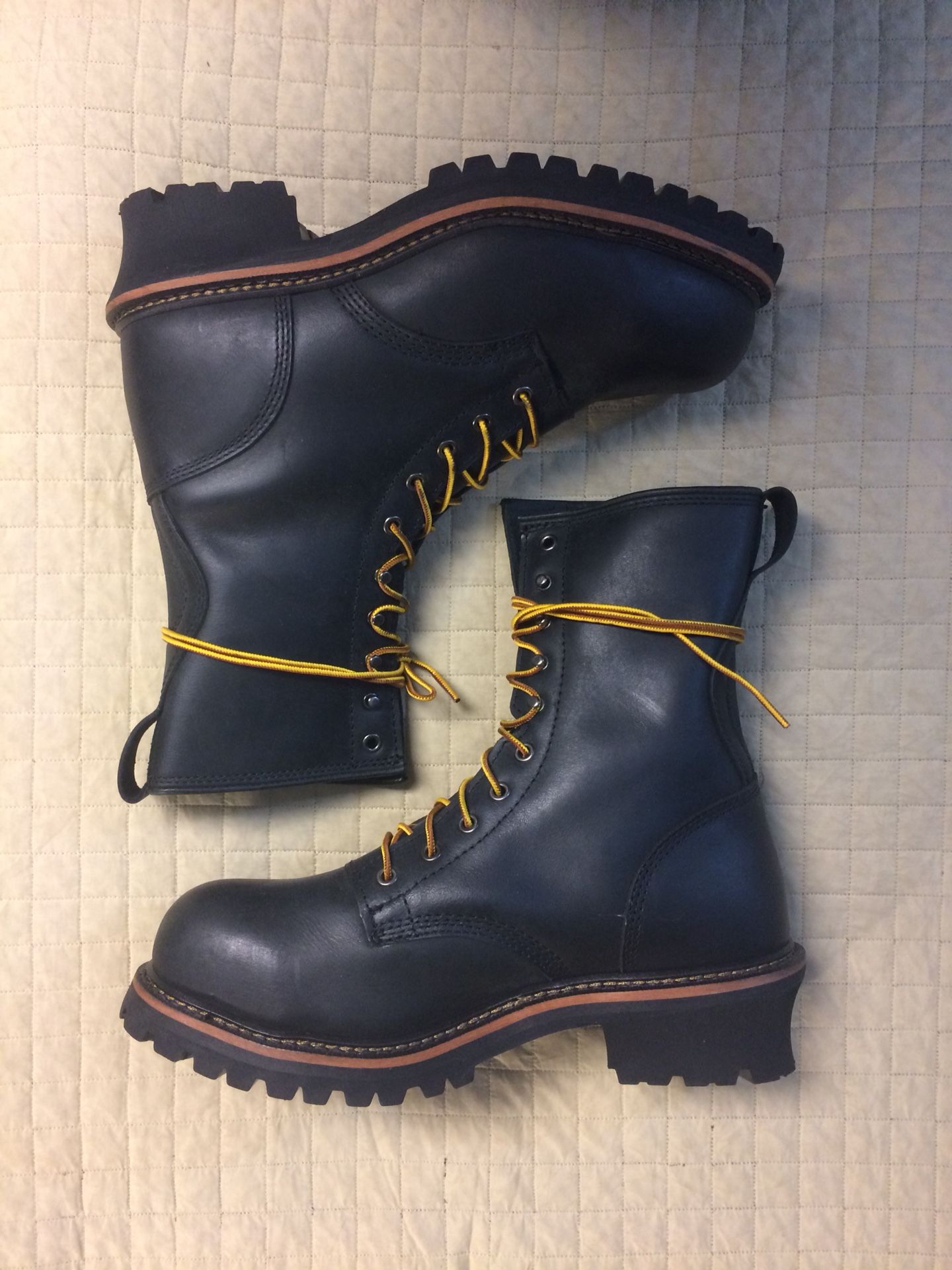 Golden retriever logger boots cheap