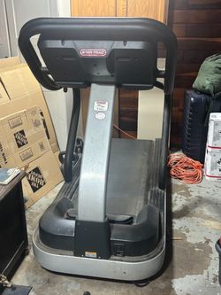 Star Trac Commercial Treadmill $5,600 Value
