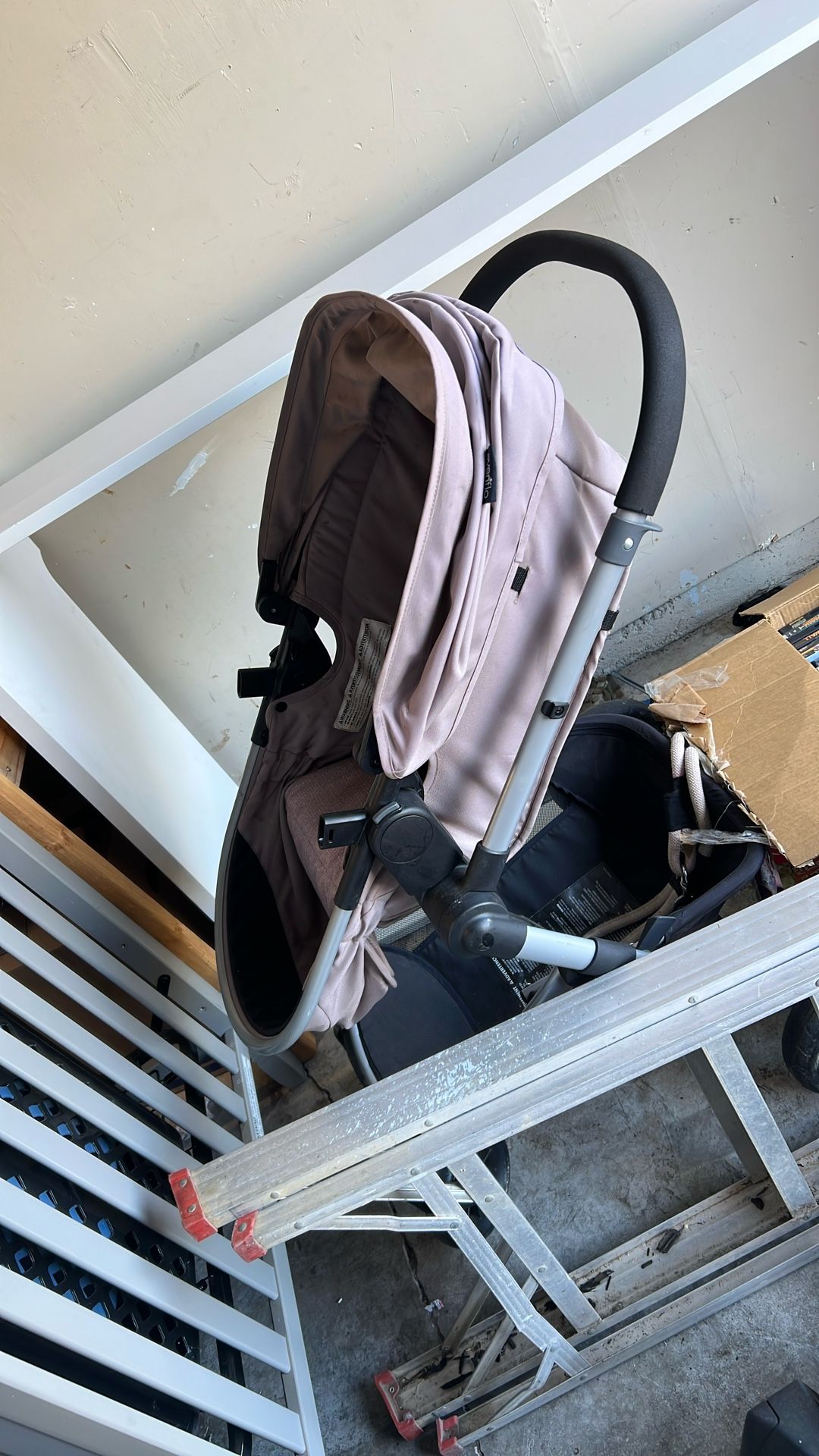 Evenflo Pivot Stroller