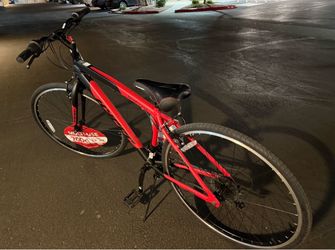 Brand New 700c Hyper Bicycle Spin Fit Hybrid Bike, Adults Ages 14+ Years, Black and Red