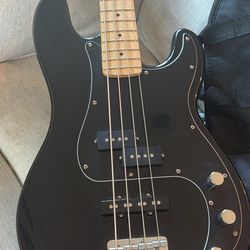 Squier Affinity Series PJ Bass Guitar + Gig Bag
