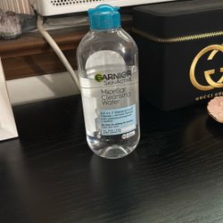Garnier SkinActive Micellar Cleansing Water