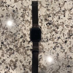 Apple Watch Series 3 42mm GPS 