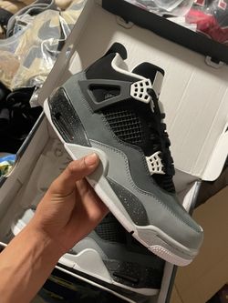 Jordan 4s