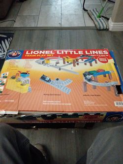 Lionel Little Lines Train Play Set