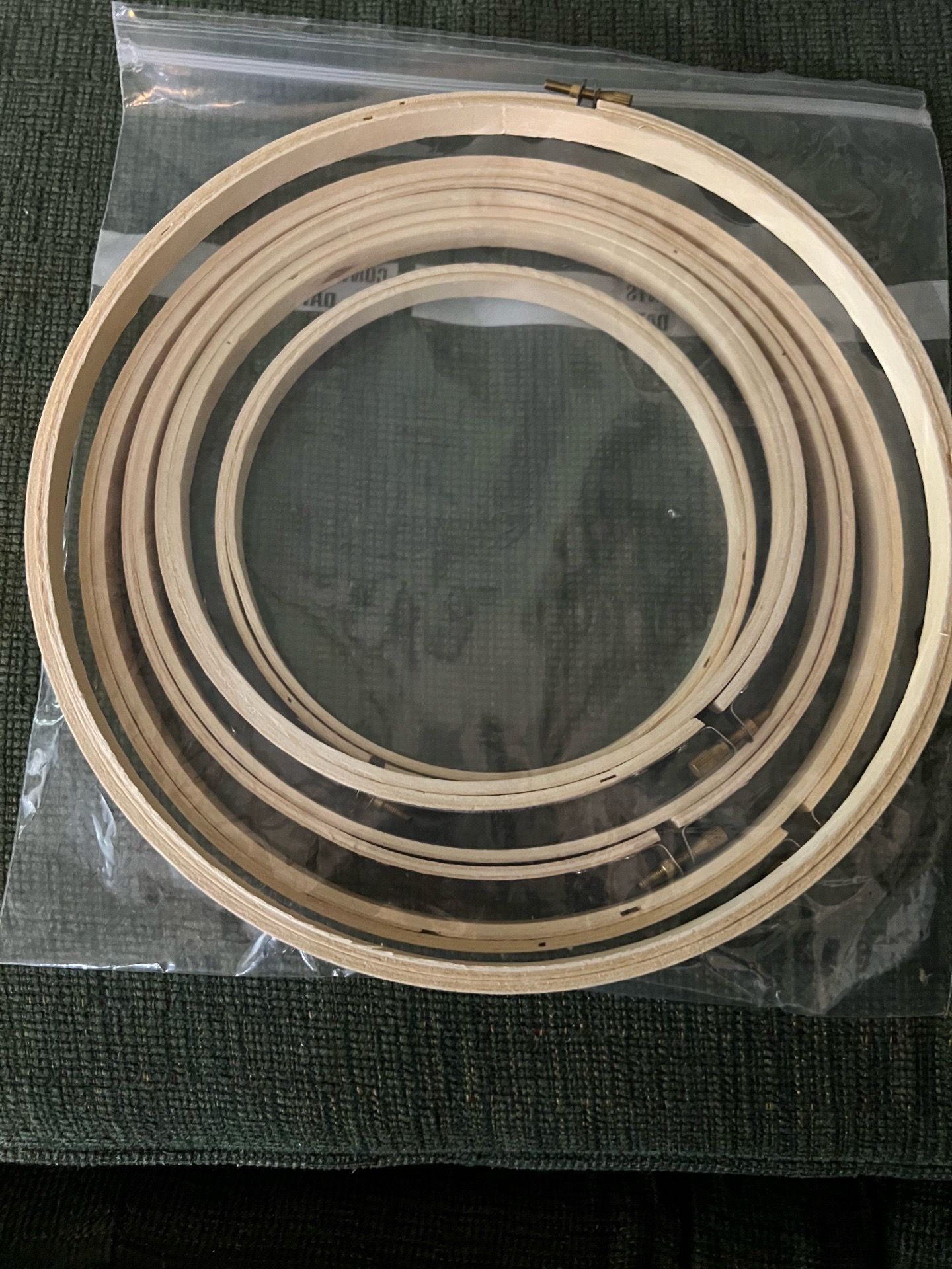 Wooden Embroidery Hoops - Set of 5