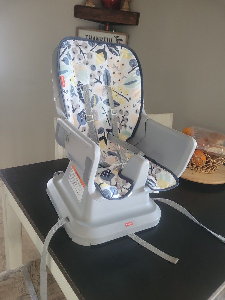 Fisher-price/ High Chair/booster Seat 
