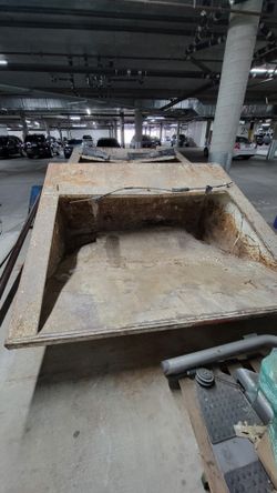 Self Dumping Forklift Hopper