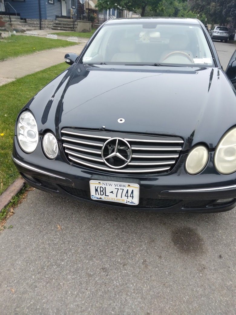 2006 Mercedes-Benz E-Class