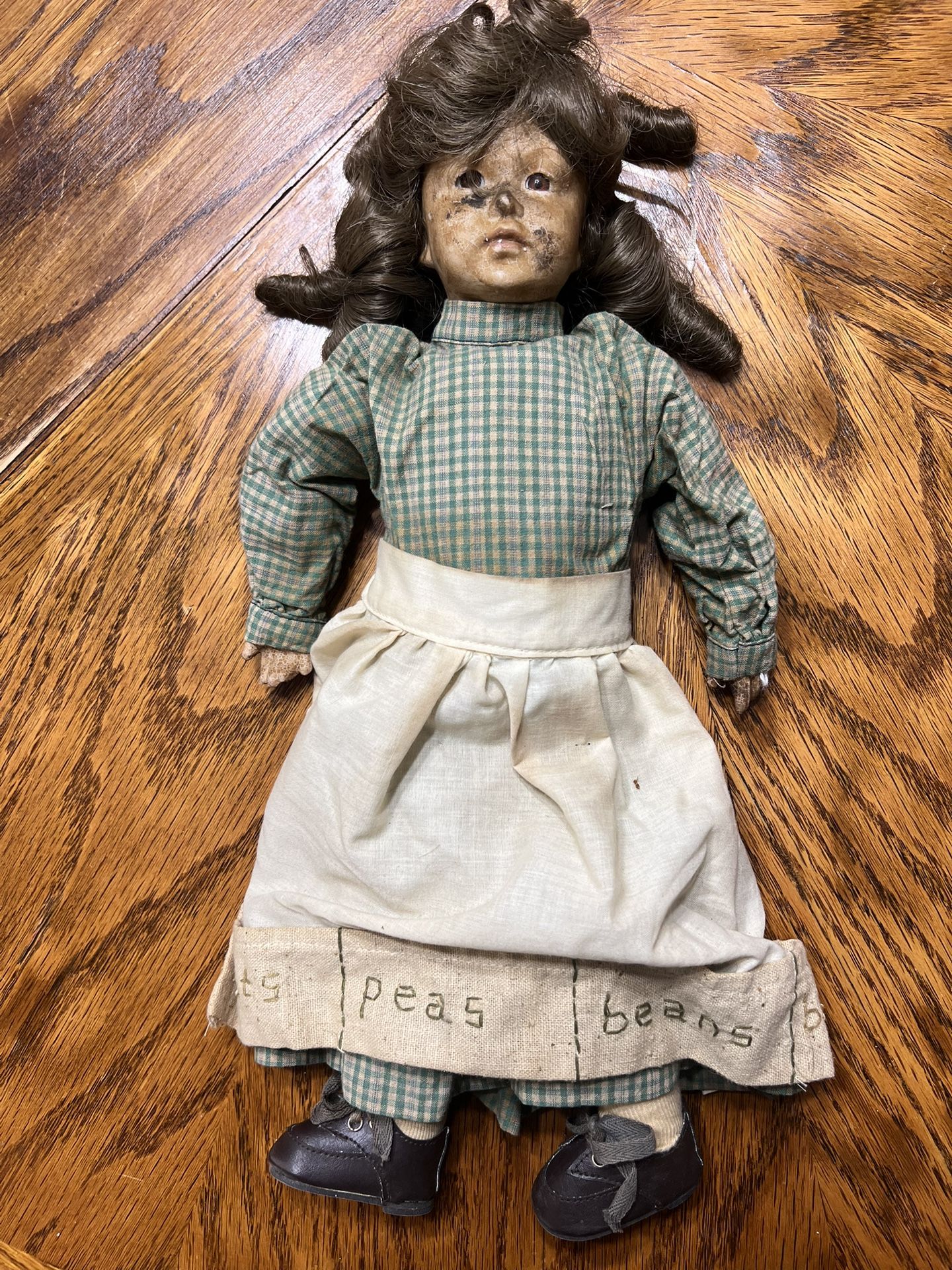 1995 Donna Robert Antique Porcelain Doll