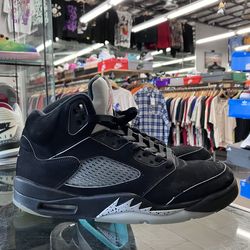 Air Jordan 5 Retro OG Black Metallic Reimagined