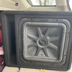 15” Subwoofer Kicker And Amp 