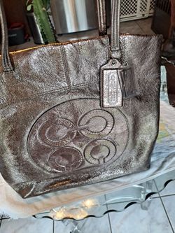 Gold tone handbag👜 brand new