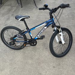 Trek MT60 