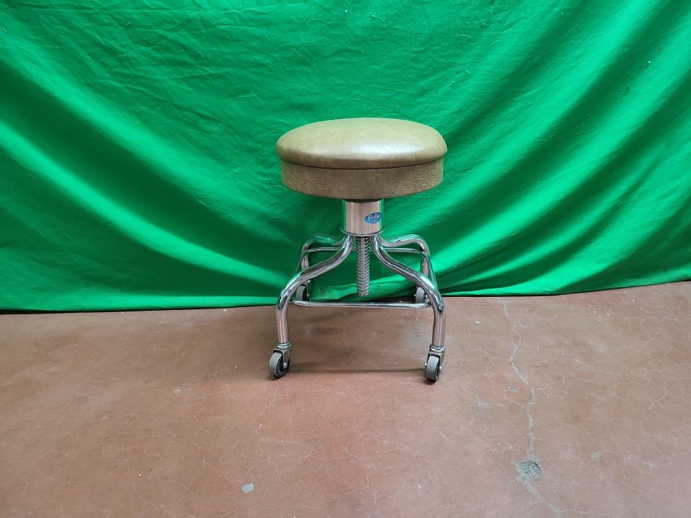 Adjustable Stool