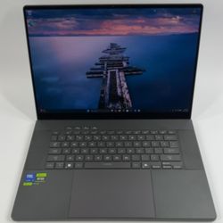 Asus ROG Zephyrus G16 16" Core Ultra 9 285H 16GB RAM 1TB SSD GeForce RTX 5070