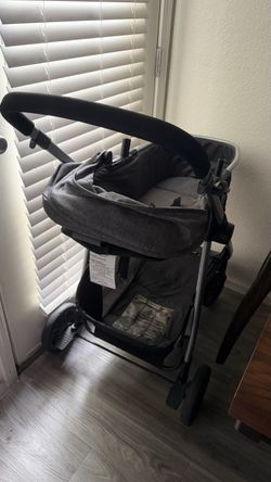 Even Flo Omni plus stroller