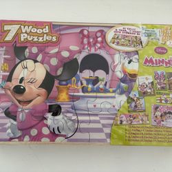 DISNEY MINNIE 7-pack wood puzzles With Storage Tray Cardinal. Brand New. Never opened. 